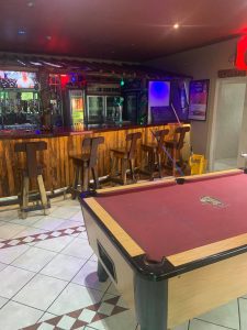 hardekool sebenza local first play area pub car wash