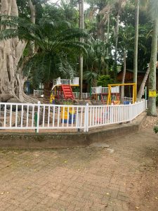 hardekool sebenza local first play area pub car wash