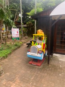 hardekool sebenza local first play area pub car wash